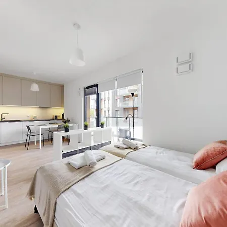 Apartamento Double Deluxe Ursus Parking&balcony Varsóvia